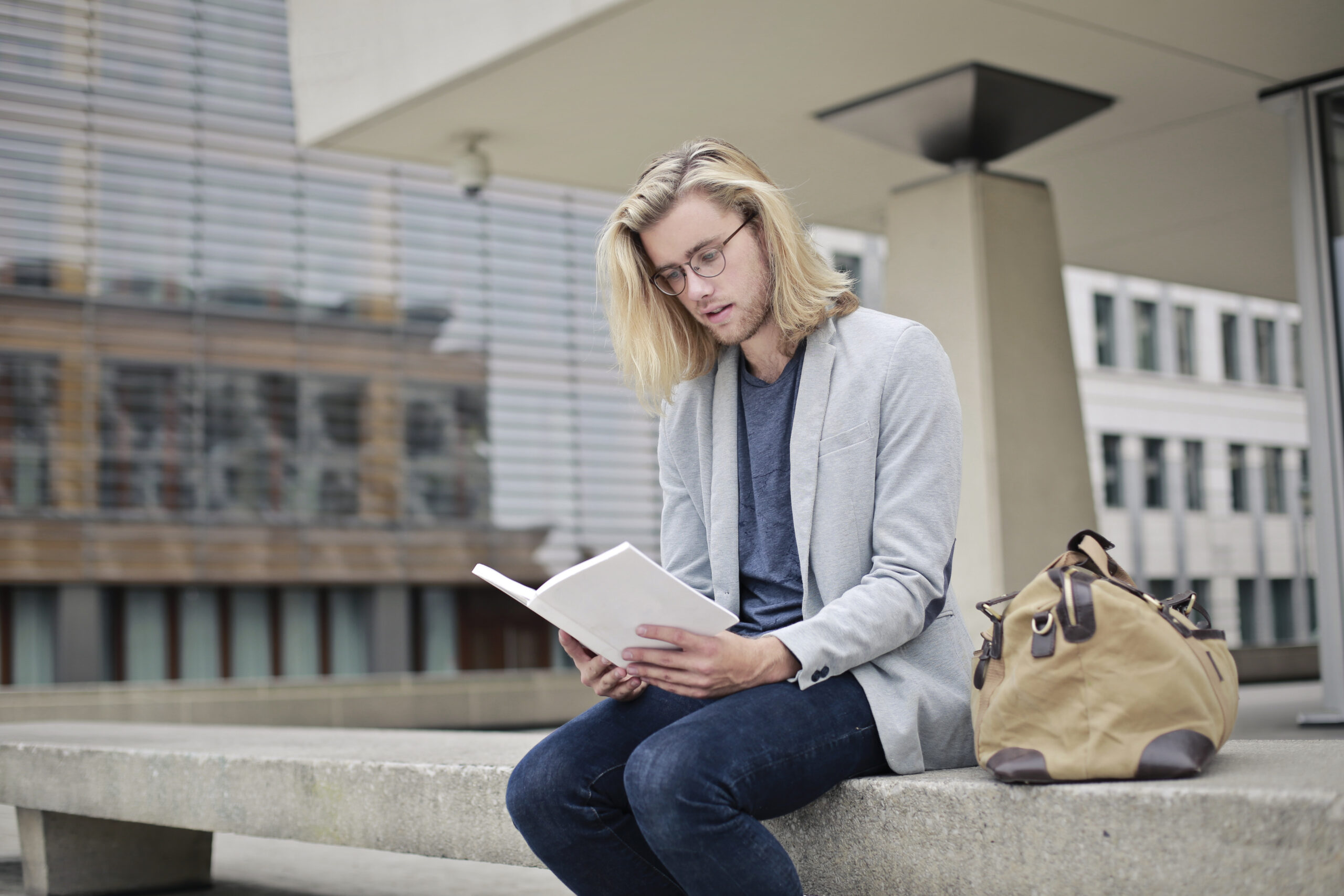 Should College Students Prioritize Their Eye Health More?